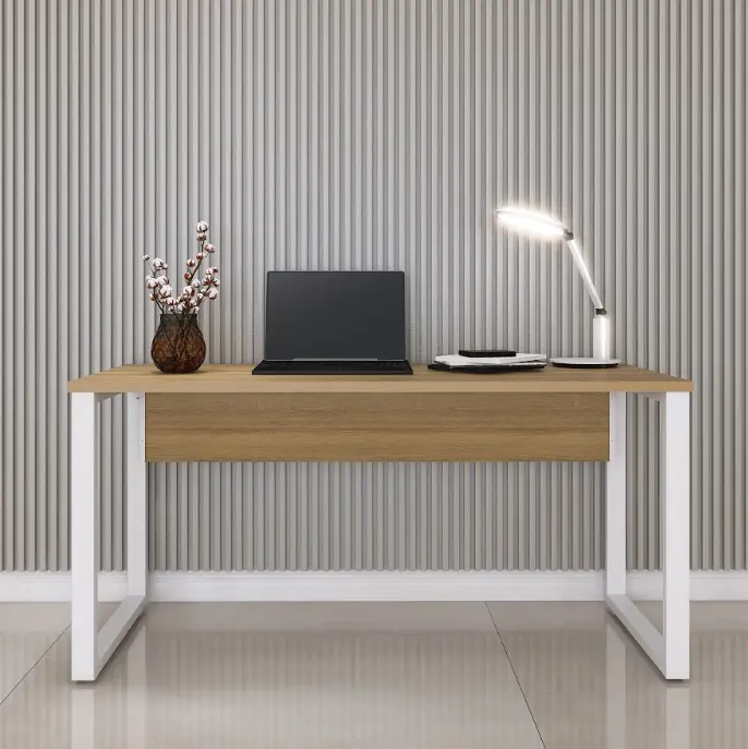 Mesa de Escritório Diretoria 150 cm Pé de Aço - P25 TUB Pandin